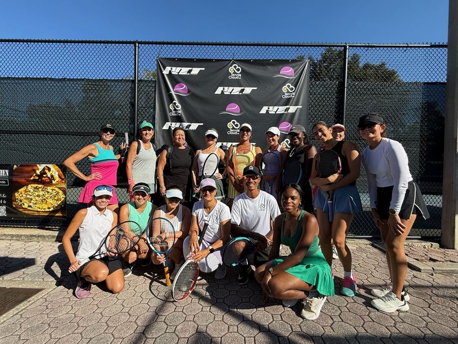 A large group of players at an RTT League event